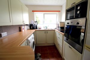 Kitchen- click for photo gallery